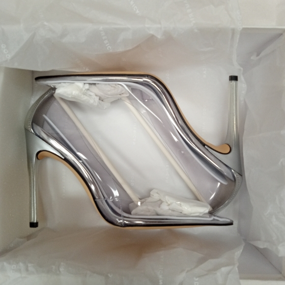 NIB Good American Cinder F*ckin'-Rella Pointy Toe Pumps in Glass Sz. 9.5 - Picture 6 of 10